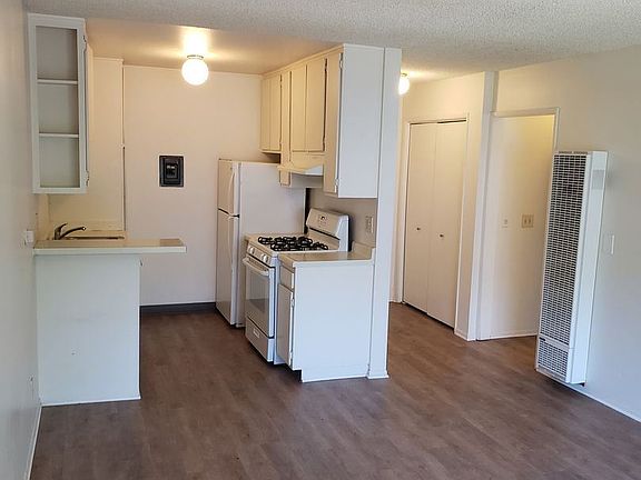 2nd image of 57 N Ann St APT 209
