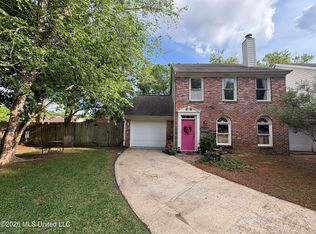 9 Oakford Ct, Jackson, MS 39211