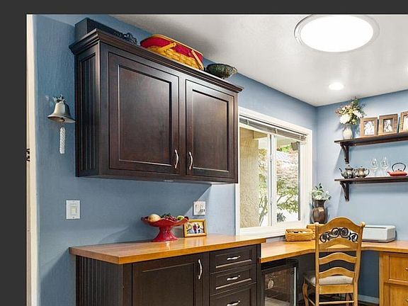 5th image of 5980 Sorrel Ave