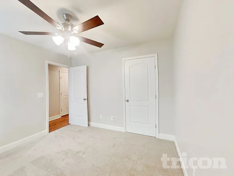 5433 Misty Hill Cir — Photo 11
