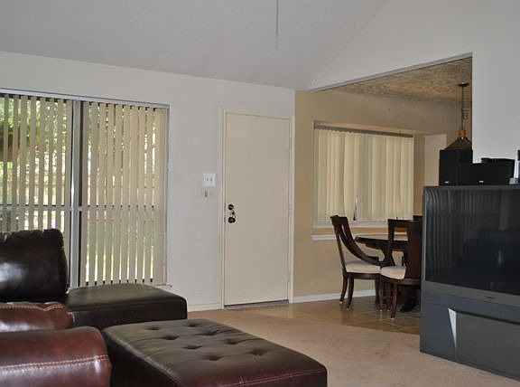 2nd image of 416 Deer Fern Dr