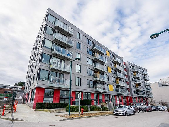 2nd image of 384 E 1st Ave #708