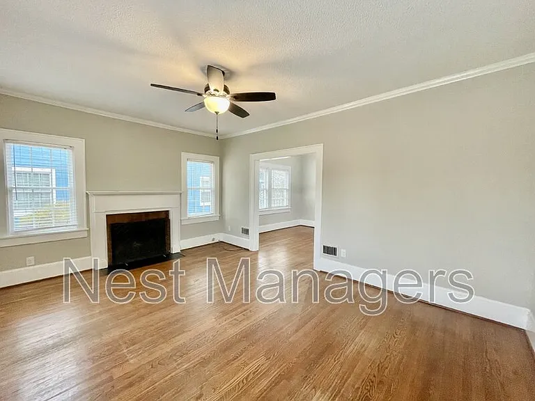 1312 Summitt Ave — Photo 4