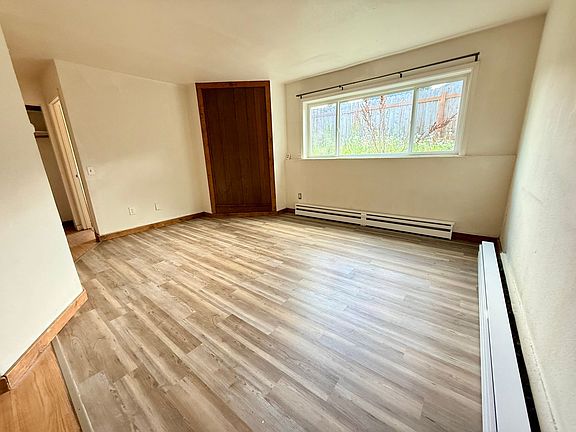3rd image of 225 N Park St #4
