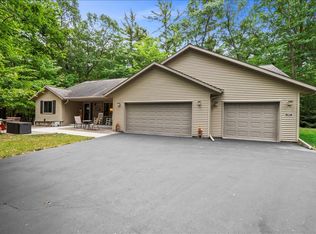 317 Whitetail Run Ln, Sheboygan, WI 53081