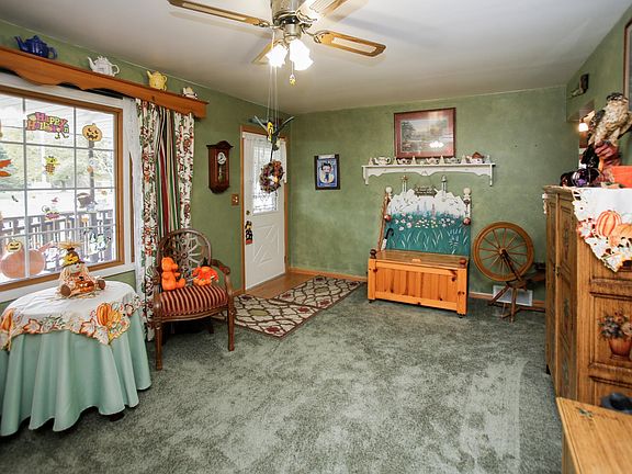 20277 pine lake road-105