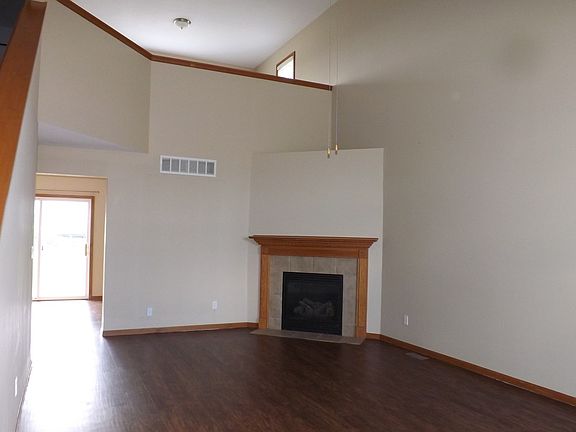 4th image of 5204 Windrush Dr