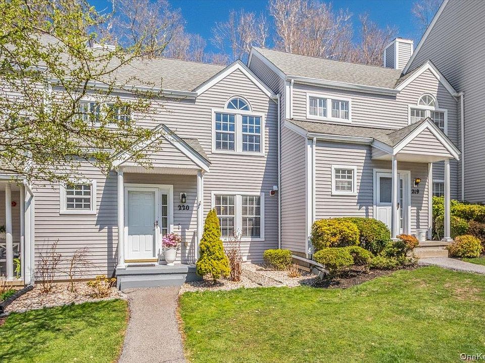 1st image of 220 Sandpiper Court