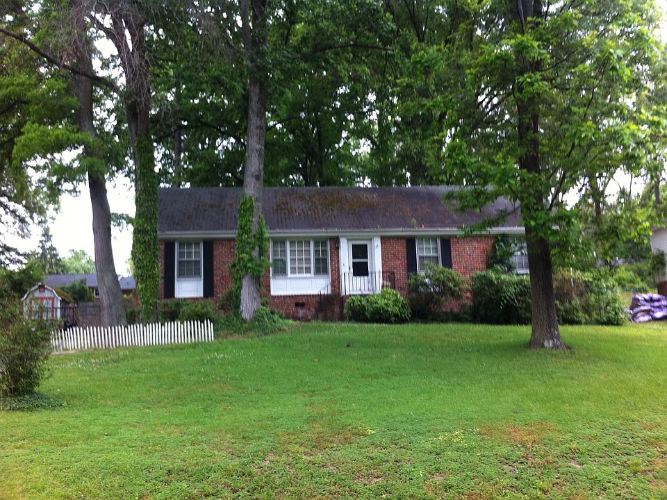 920 SOUTHAM DRIVE