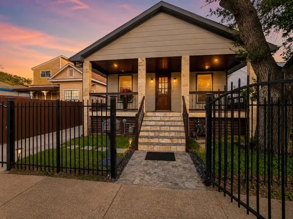 3715 Avenue O 1/2, Galveston, TX 77550