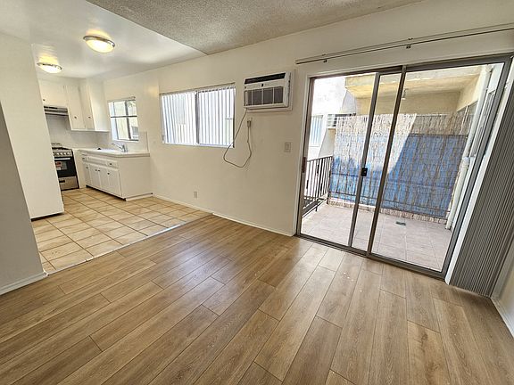 3rd image of 1202 N Fuller Ave APT 6