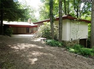 12376 Heath Rd, Chesterland, OH 44026