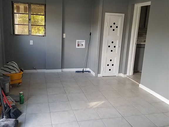 4th image of 3158 Blackwell Dr