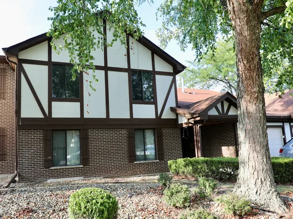 947 Patricia Ln #947, Crete, IL 60417