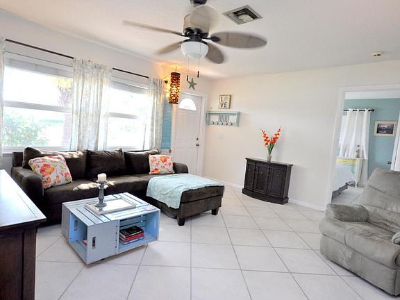 4th image of 308 Henthorne Dr