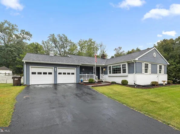 392 Joseph St, Norristown, PA 19403