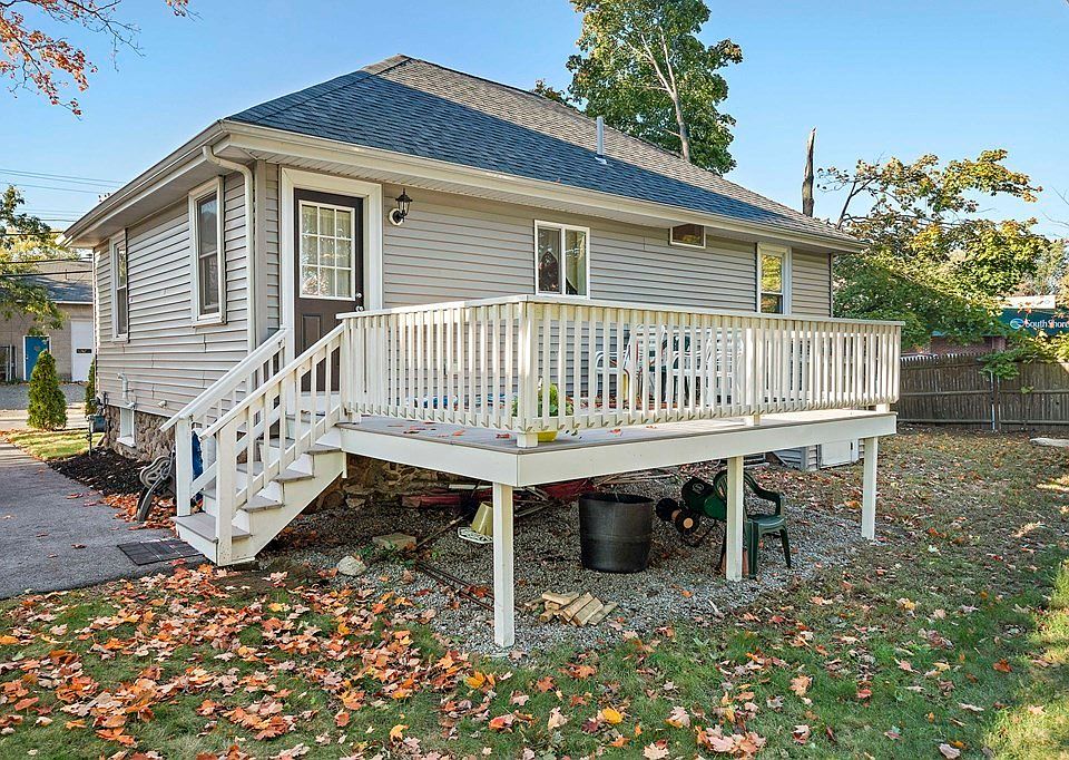 10 Standish St, Weymouth, MA 02191 Zillow