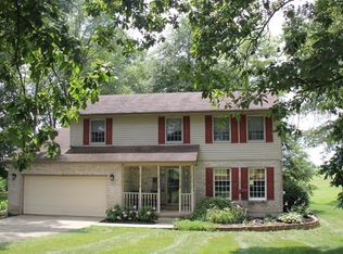 704 McJunkin Rd, Blanchester, OH 45107