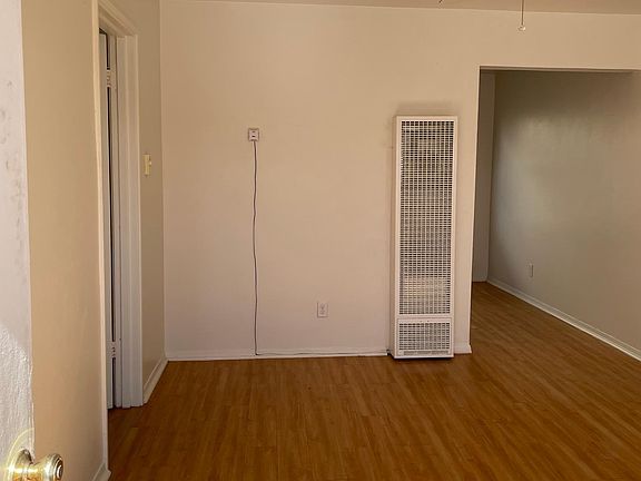 3rd image of 255 W Madrid Ave APT 5