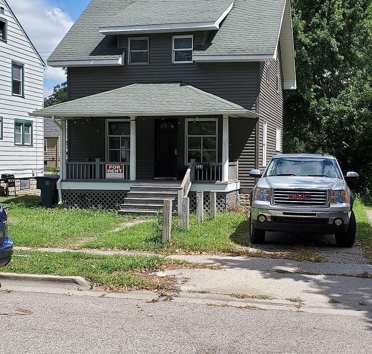 1st image of 224 Bailey St