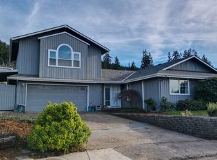327 S 72nd St, Springfield, OR 97478