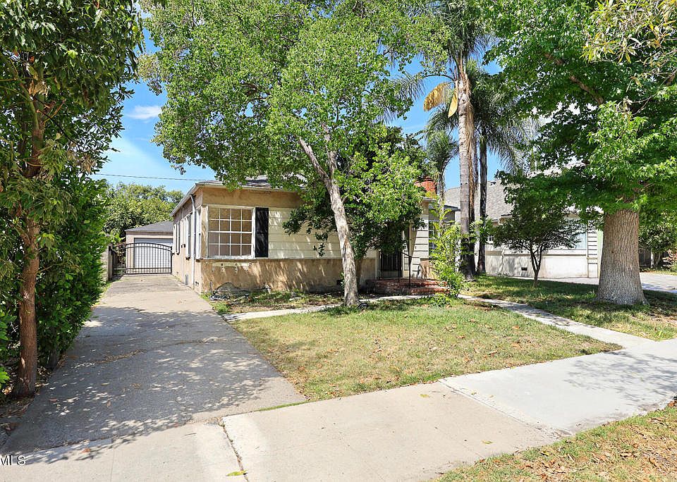 1st image of 321 S Griffith Park Dr