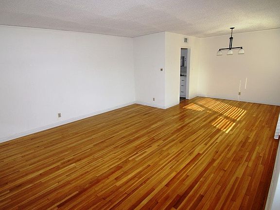 2nd image of 5723 Los Amigos St