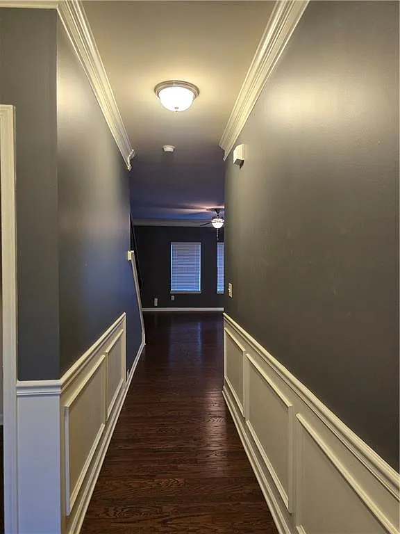 3 bed, 2.5 bath, 2028 sqft, $2,100 — Photo 4