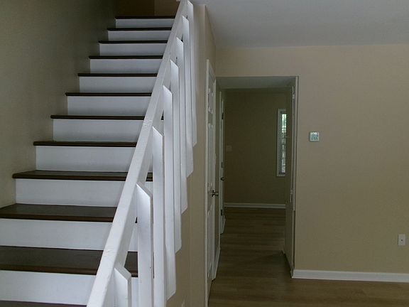 4th image of 4346 Oak St #F