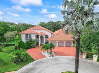 1970 Las Colinas Way, Coral Springs, FL 33071