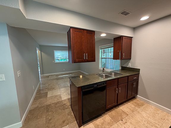 3rd image of 2514 Kilgore St #2514