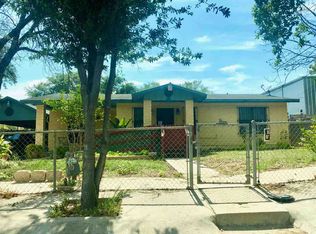 806 N Milmo Ave, Laredo, TX 78043