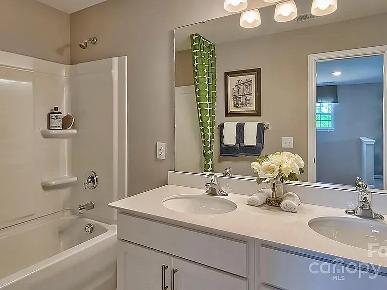 92 Ashelyn Park Dr — Photo 18