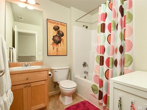 4th image of 8166 233rd Pl NE