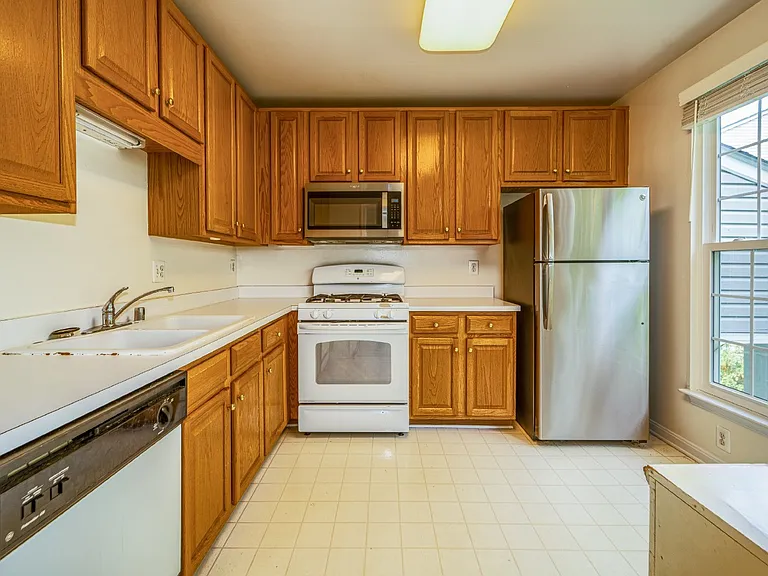 5924 Terrapin Pl #302 — Photo 16