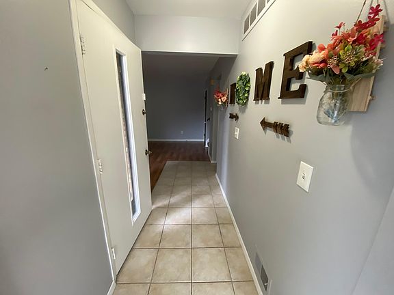 4th image of 37320 Clubhouse Dr