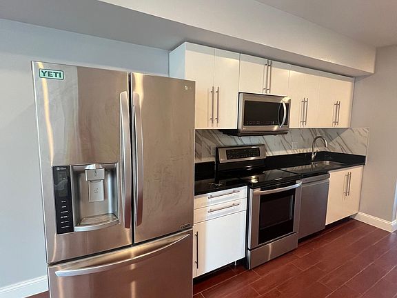 5th image of 638 N 11th St #4