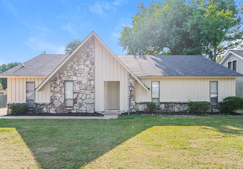 1st image of 4476 Trout Valley Dr