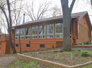 151 W Water St, Montello, WI 53949