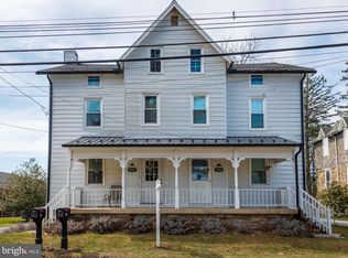 806/808 N Whitford Rd, Exton, PA 19341