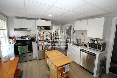 61 3rd St Photo 1