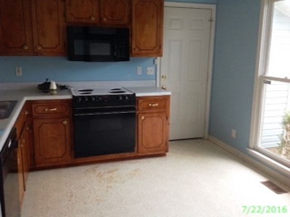 5th image of 3823 Marla Cir