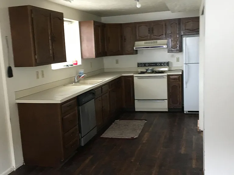 6736 S 565 E — Photo 5