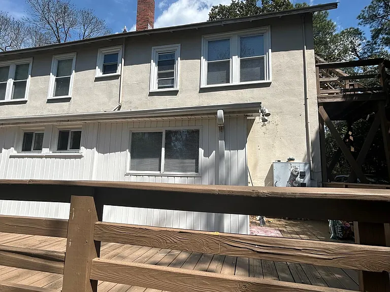 240 E New Hampshire Ave — Photo 38