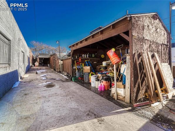 denver-colorado-444454095 picture