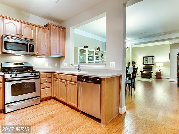 4th image of 7055 Heritage Hunt Dr APT 106