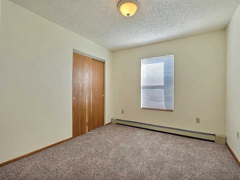 Fargo, ND Park Place Apartments | Bedroom