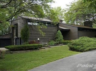 1057 Dye Krest Dr, Flint, MI 48532