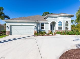 2823 SW 49th Terrace Cpe, Coral, FL 33914