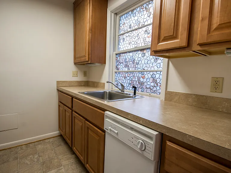 507 16th Street NW — Photo 8